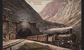 "Gotthardbahn Expresszug" - pocztówka malowana, przedstawiająca wyjazd pociągu prowadzonego lokomotywa parową z tunelu.